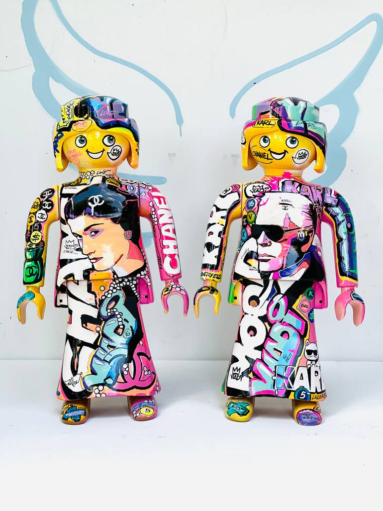Original Other Fashion Sculpture by Art Vladi