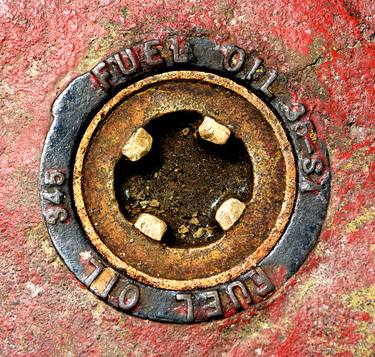 Oil Filler Cap with Red Paint thumb