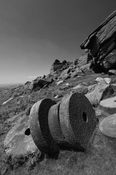 Millstones and rock formations, Stanage Edge, Derbyshire County; Peak District National Park; England - Limited Edition of 20 thumb