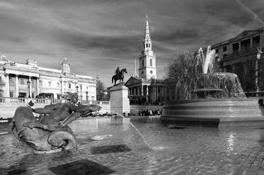 Water fountain, Trafalgar Square, City Of Westminster, London, UK - Limited Edition of 15 thumb