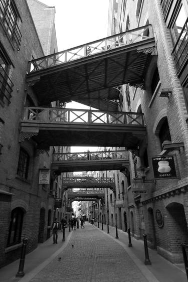 View of the Shad Thames warehouse apartments, Cardamom Buildings, Butlers Wharf, London - Limited Edition of 15 thumb