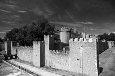 The Tower of London, North Bank river Thames, London, England - Limited Edition of 25 thumb