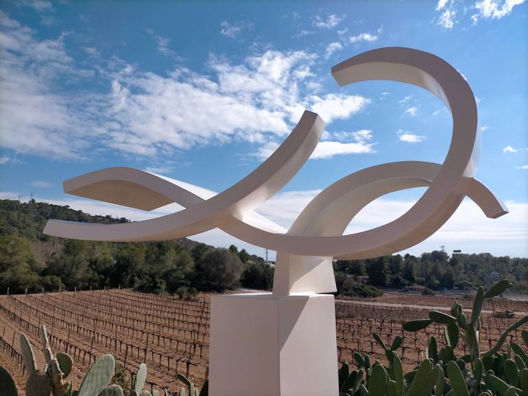 Original Minimalism Animal Sculpture by Aramis Justiz