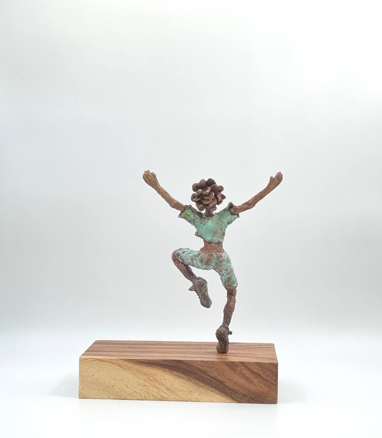 Original Figurative People Sculpture by Lamia Fakhoury