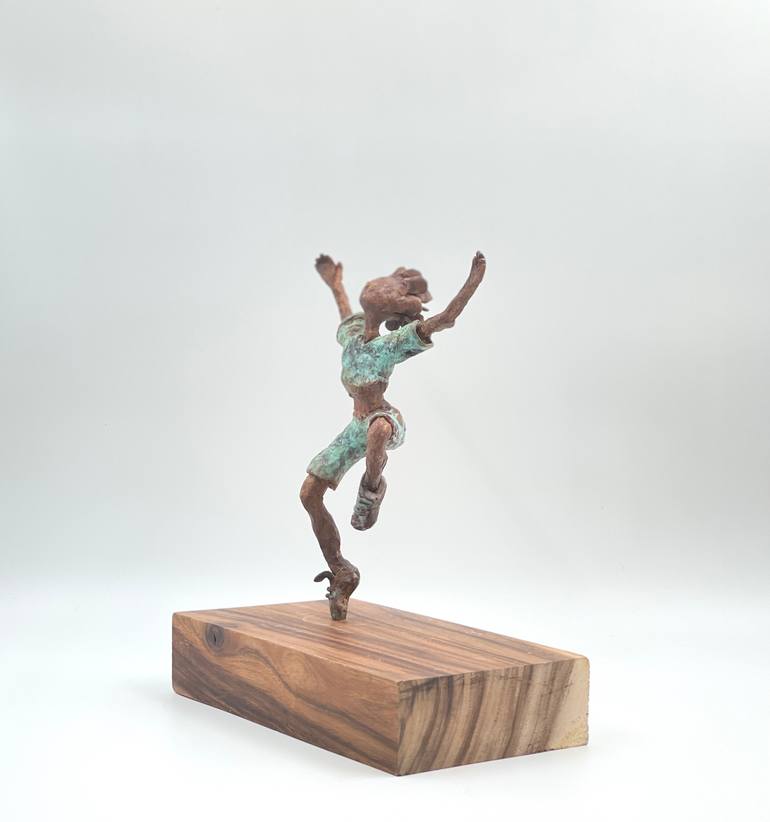 Original Figurative People Sculpture by Lamia Fakhoury