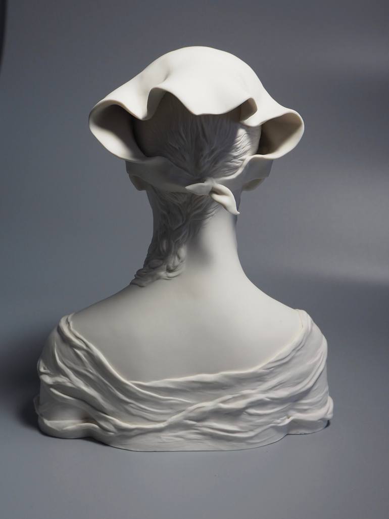 Original Figurative Women Sculpture by Kateryna Kalinina