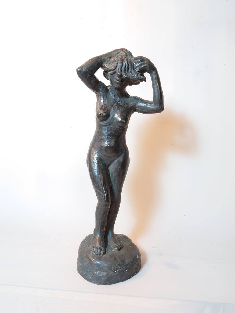 Original Figurative Women Sculpture by Nerijus Kisielius