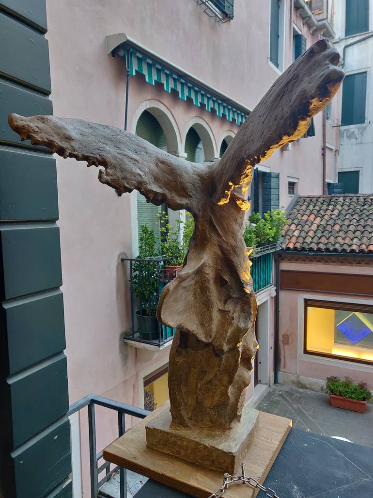 Original Figurative Body Sculpture by Matteo Lo Greco