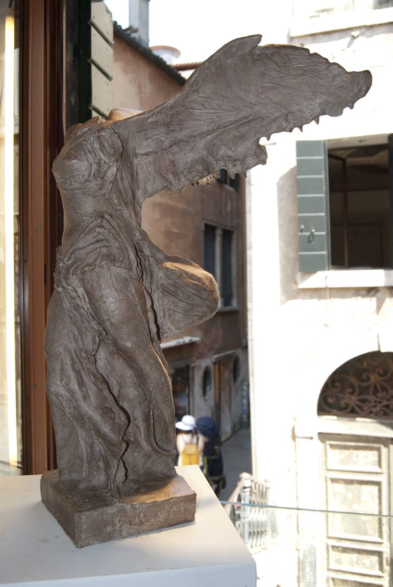 Original Figurative Body Sculpture by Matteo Lo Greco