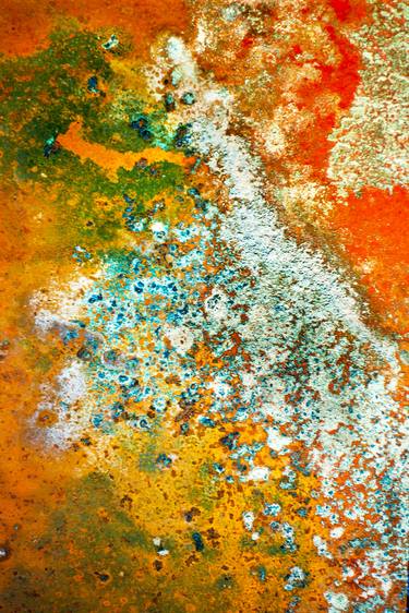 P11. Created on copper sheet metal by applying substances that start colourful chemical reactions. thumb