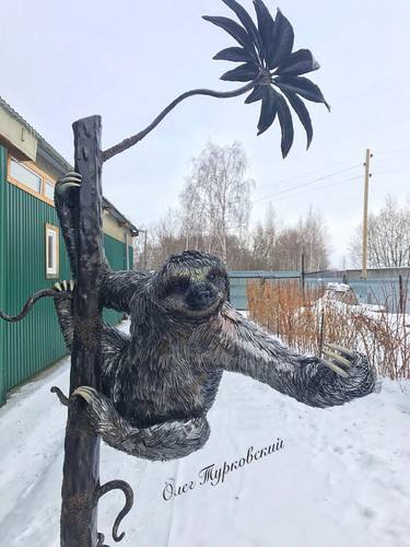 Sloth hanger thumb