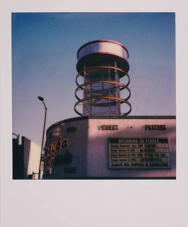 Amoeba One | Limited Edition 1 of 1 | Vintage Polaroid thumb