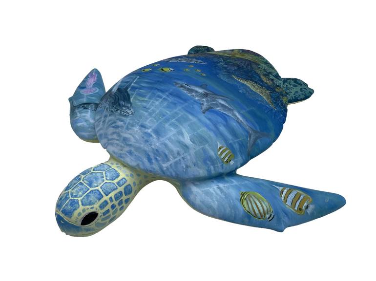 Original Fine Art Fish Sculpture by Jairo Arturo Ramírez