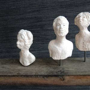 Clay Sculpture - White faces : Family