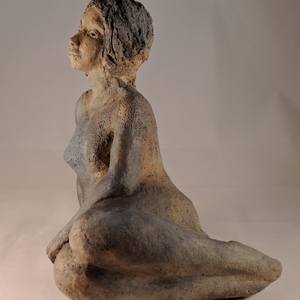 Vanina, sculpture de jeune femme