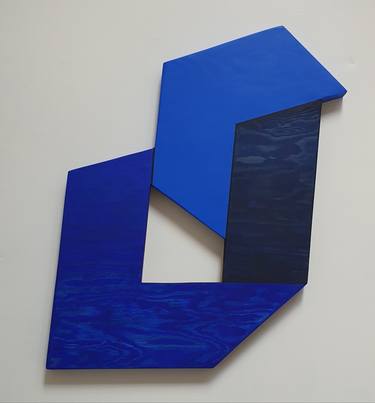 Original Minimalism Geometric Sculpture by Pia Løye