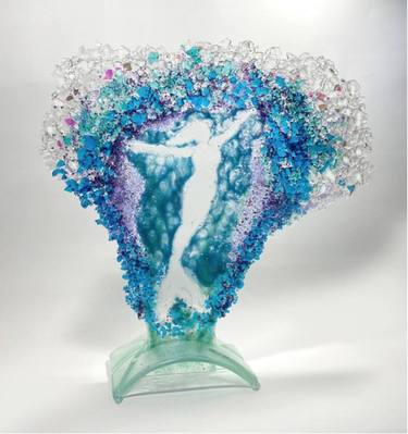 Rising Mermaid Wave Splash Sculpture thumb