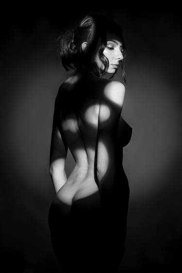 Original Photorealism Nude Photography by Viktor Tsirkin