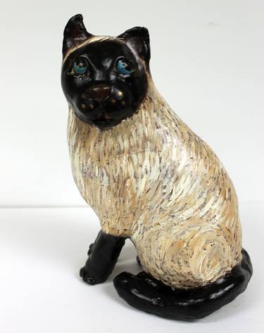 Paper Mache Clay Cat Sculpture - Bandit the Siamese thumb