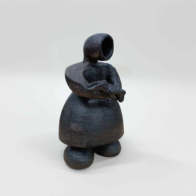 Original Minimalism Women Sculpture by Serhii Chubachkin