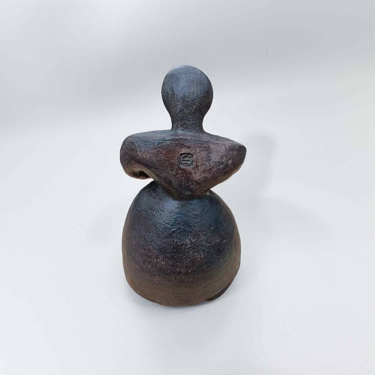 Original Minimalism Women Sculpture by Serhii Chubachkin