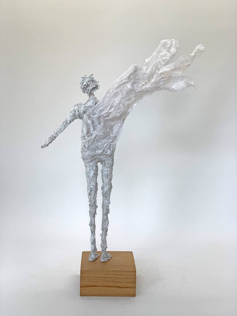 Original Figurative People Sculpture by Claudia Koenig - koenigsfigurine