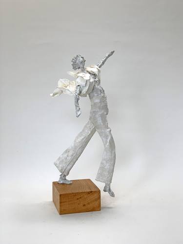 Original Body Sculpture by Claudia Koenig - koenigsfigurine