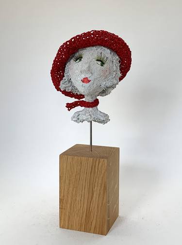 Original Portraiture Women Sculpture by Claudia Koenig - koenigsfigurine