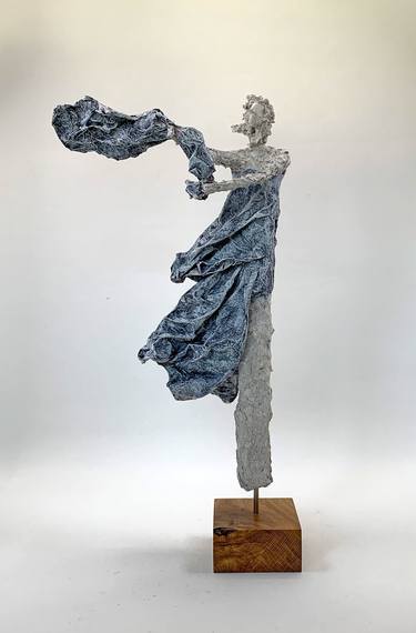 Original Figurative Women Sculpture by Claudia Koenig - koenigsfigurine