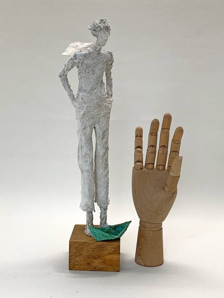 Original Figurative People Sculpture by Claudia Koenig - koenigsfigurine