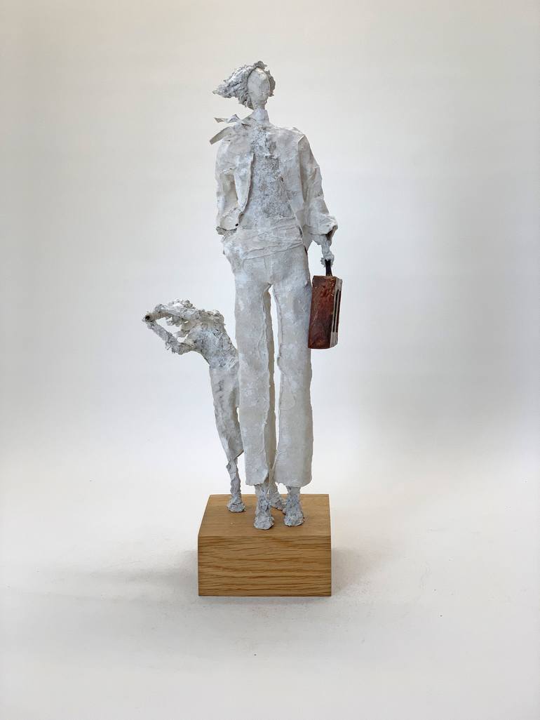 Original Figurative People Sculpture by Claudia Koenig - koenigsfigurine