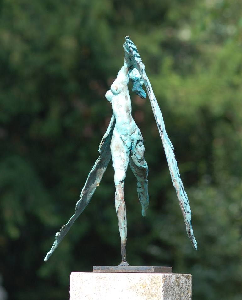 Original Figurative Women Sculpture by Nick Vermeulen