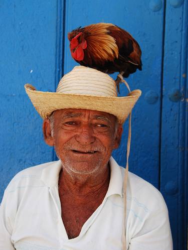 Cuban man with chicken - Limited Edition 1 of 30 thumb