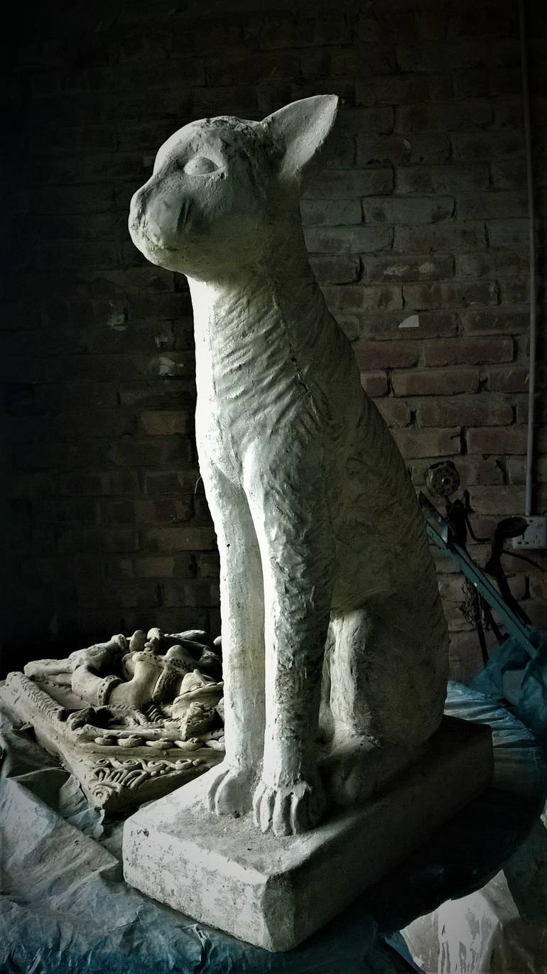 Original Figurative Animal Sculpture by palas Razu