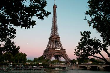 Tour d'Eiffel at Sunset - Limited Edition 5 of 5 thumb
