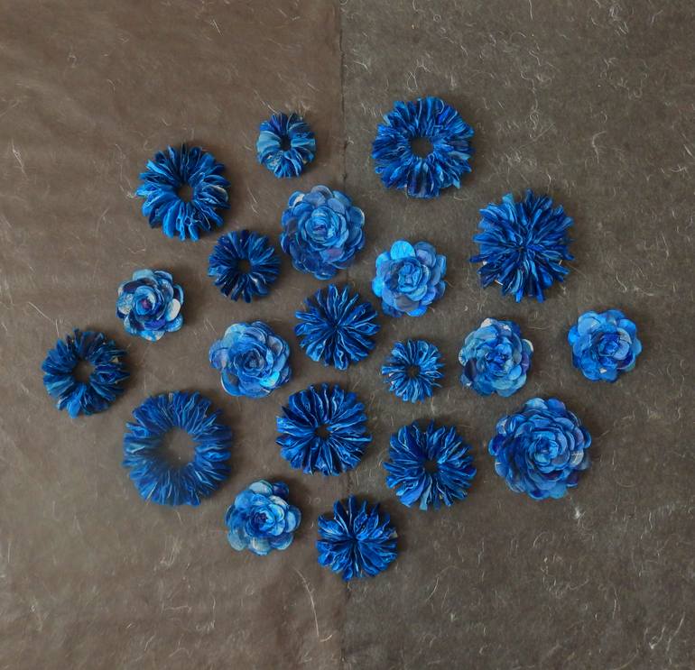 Original Abstract Floral Sculpture by Imre Van Buuren