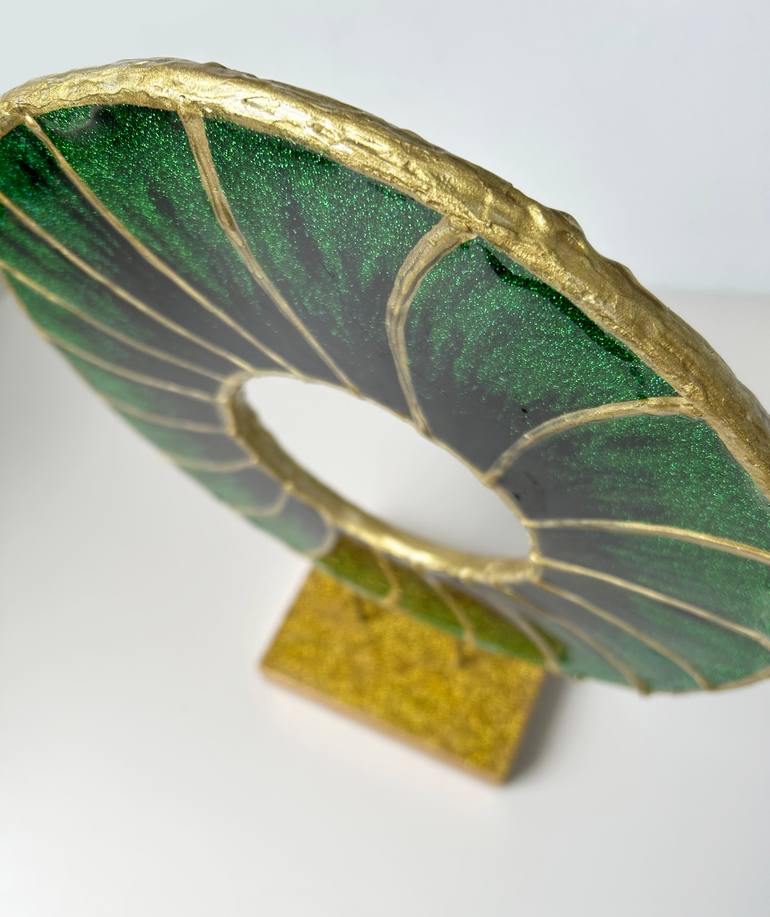 Original Figurative Body Sculpture by Alexandra Dobreikin