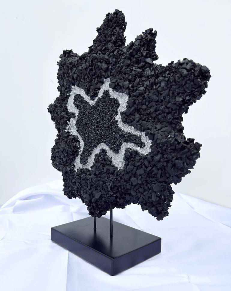Original Abstract Expressionism Abstract Sculpture by Alexandra Dobreikin
