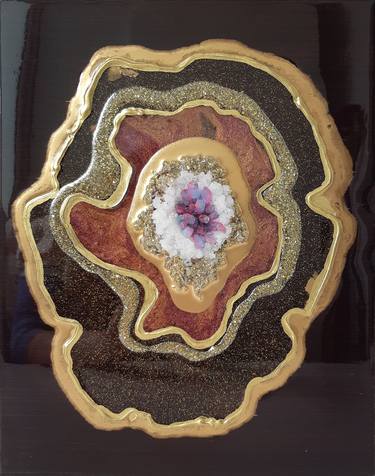 Geode wall art, Dark chocolate, Golden, Cherry thumb