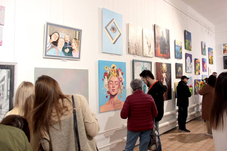 Original Surrealism Women Painting by Tetiana Bogdanova