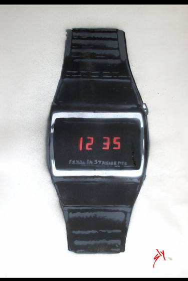 Cheap digital watch by Texas Inst.+FREE watch! (on paper). thumb