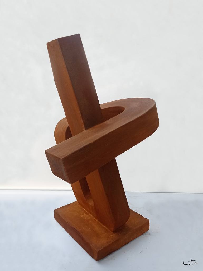 Original Geometric Abstract Sculpture by Lito Barreiro