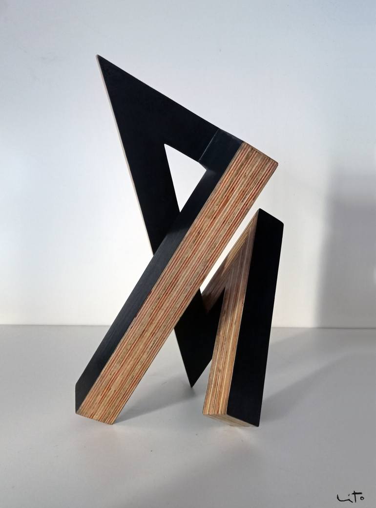 Original Geometric Abstract Sculpture by Lito Barreiro