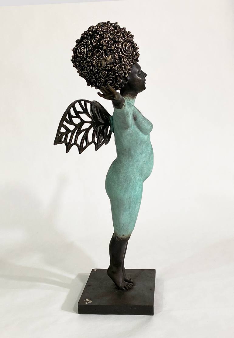 Original Figurative Women Sculpture by Francesca Dalla Benetta