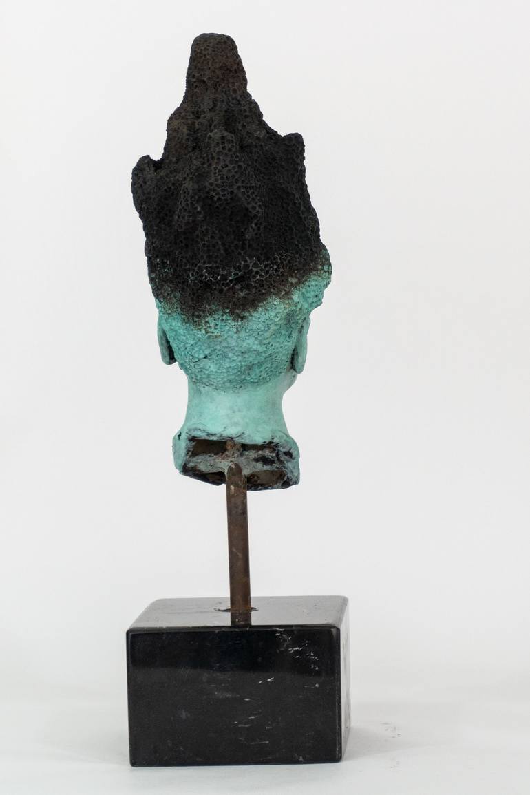 Original Figurative Body Sculpture by Francesca Dalla Benetta