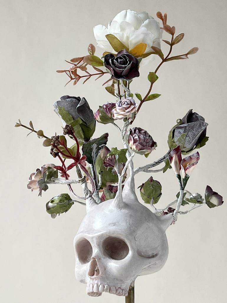 Original Realism Floral Sculpture by Francesca Dalla Benetta