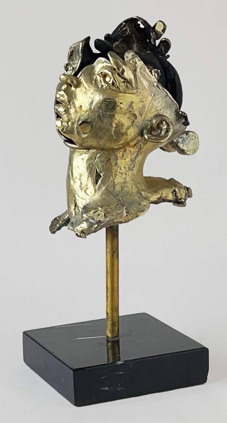 Original Figurative Body Sculpture by Francesca Dalla Benetta