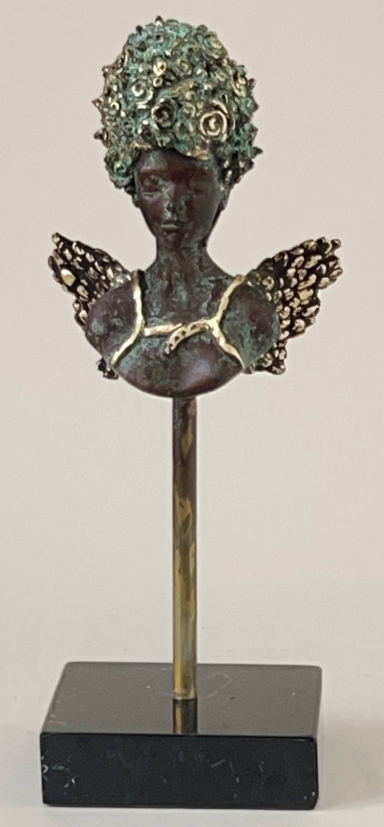 Original Figurative Body Sculpture by Francesca Dalla Benetta