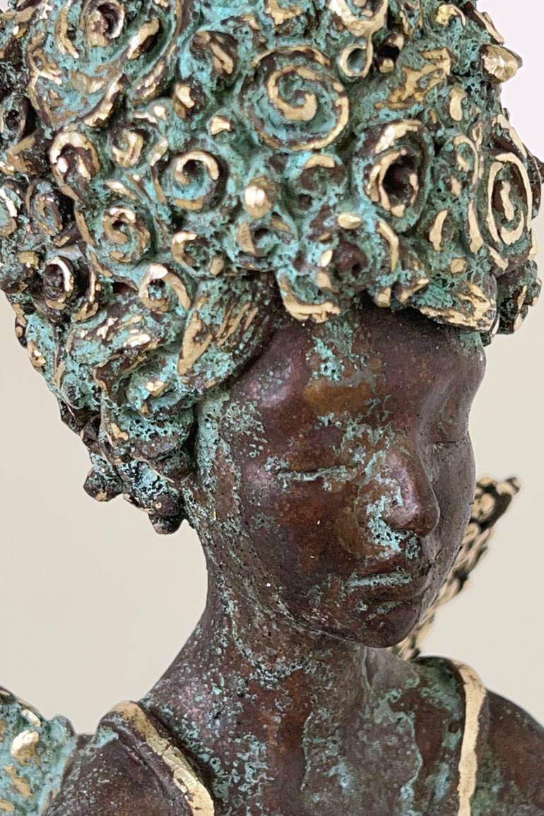 Original Figurative Body Sculpture by Francesca Dalla Benetta