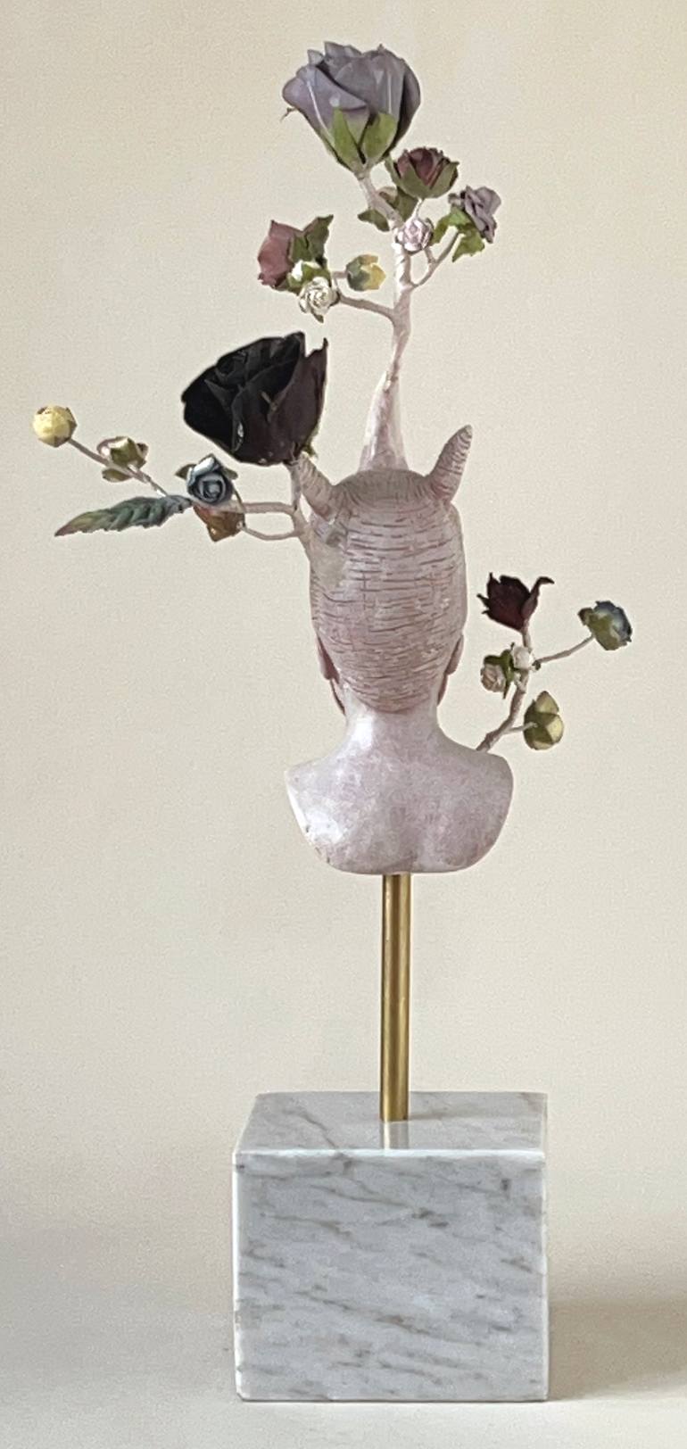 Original Figurative Body Sculpture by Francesca Dalla Benetta